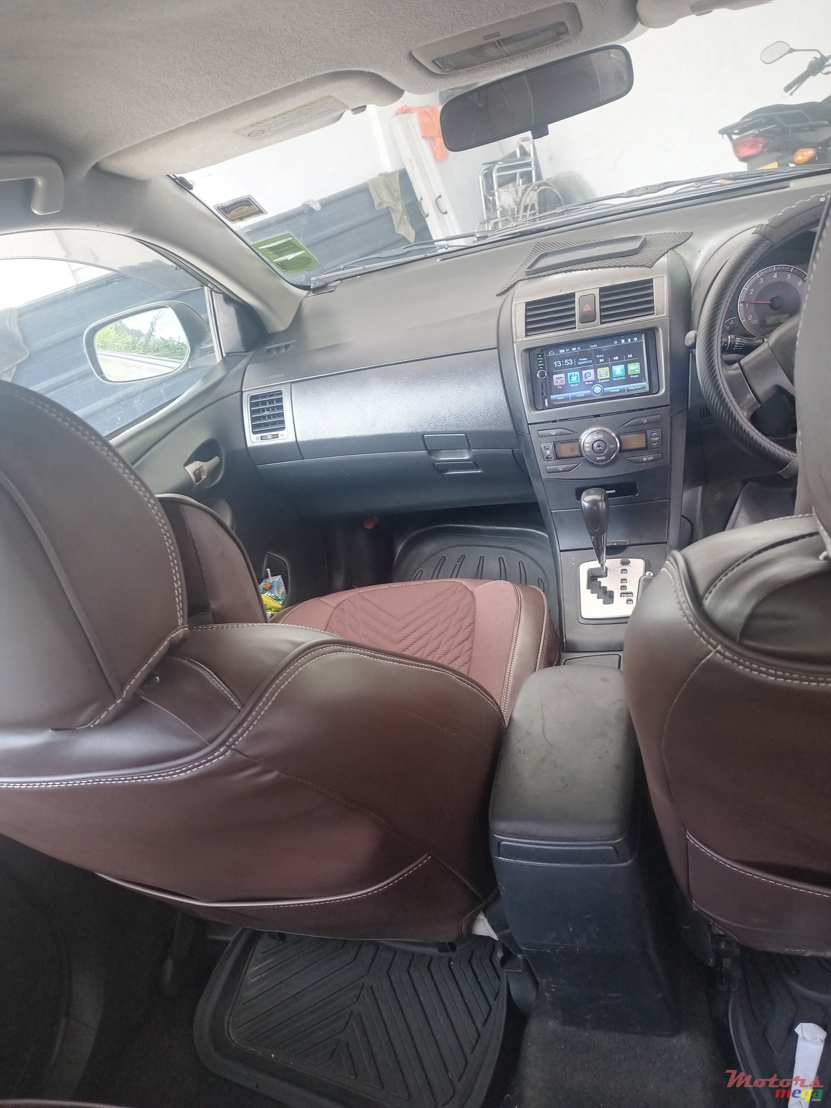 2009' Toyota Fielder photo #5