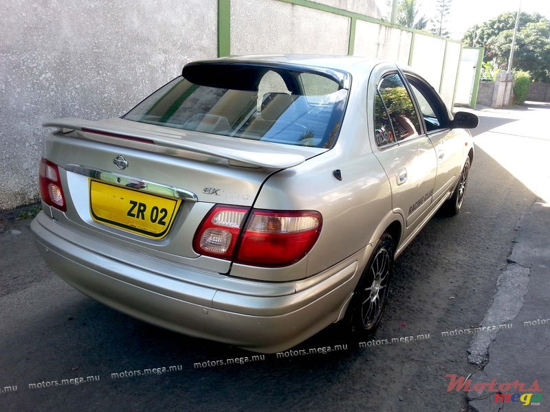 2002' Nissan Sunny N 16 photo #1