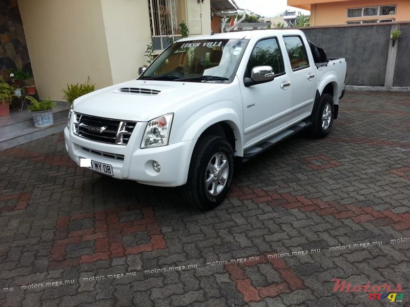 2008' Isuzu KB 300 photo #1