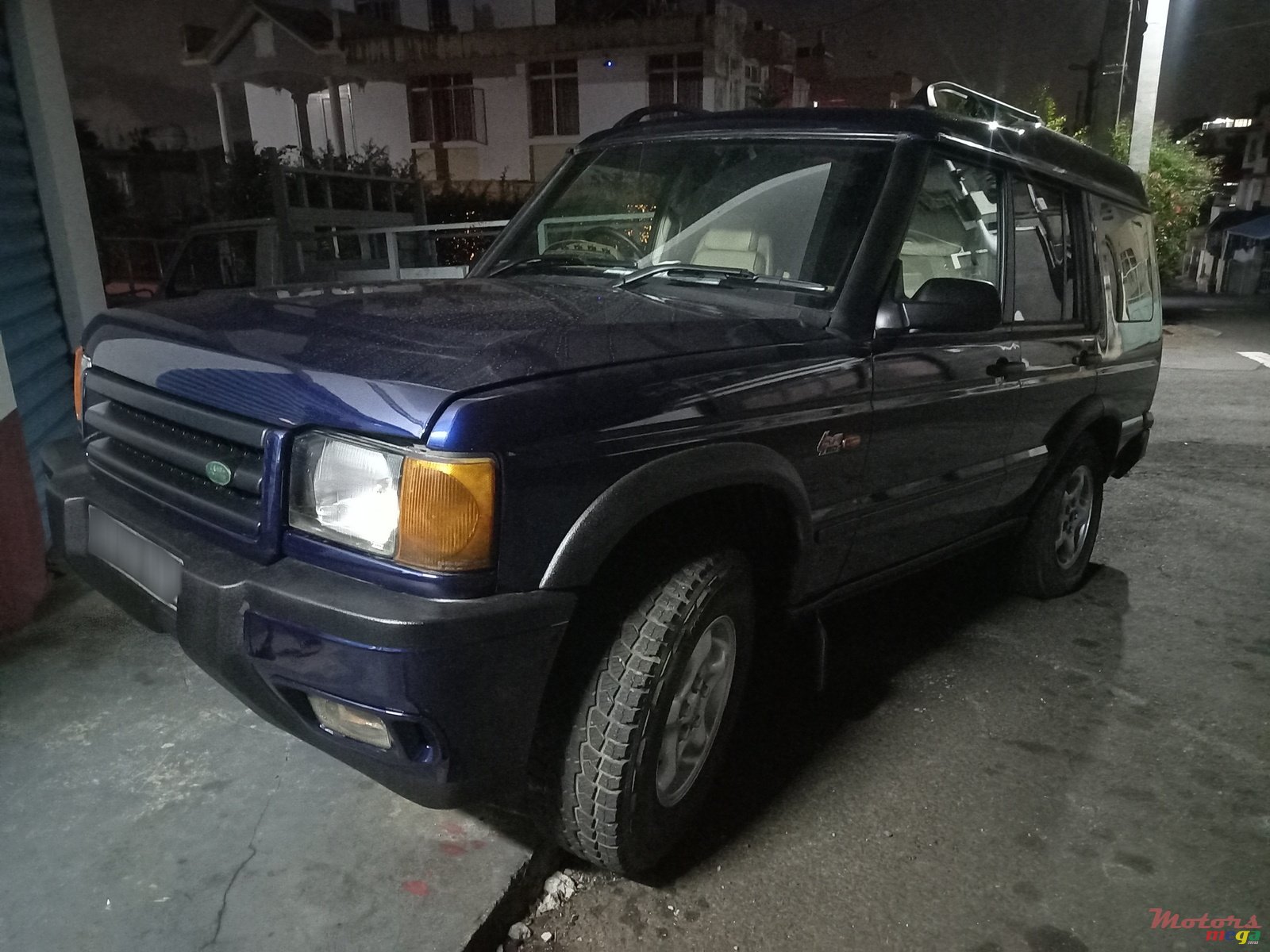 2002' Land Rover Discovery 4x4 OFFROAD 7 SEATER photo #5