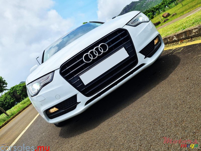 2015' Audi A5 1.8 Coupé photo #1