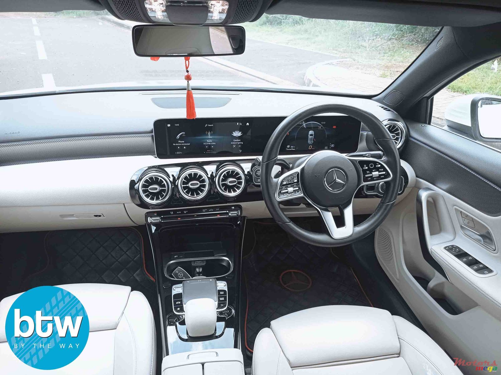 2019' Mercedes-Benz A 180 photo #5