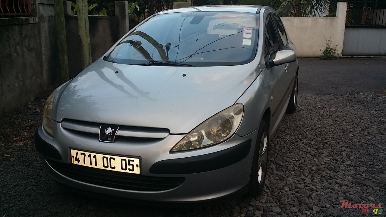 2005' Peugeot 307 photo #2