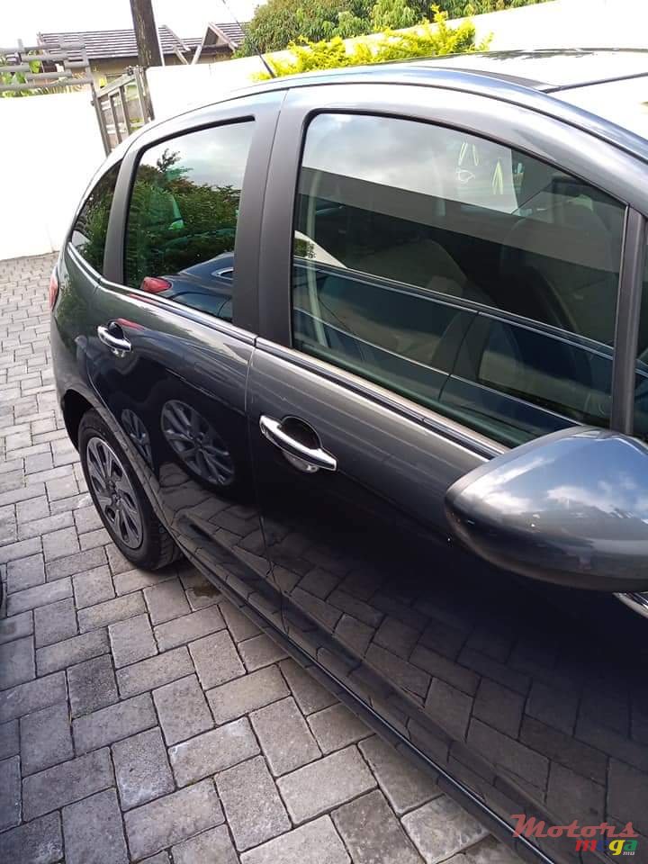 2015' Citroen C3 photo #4