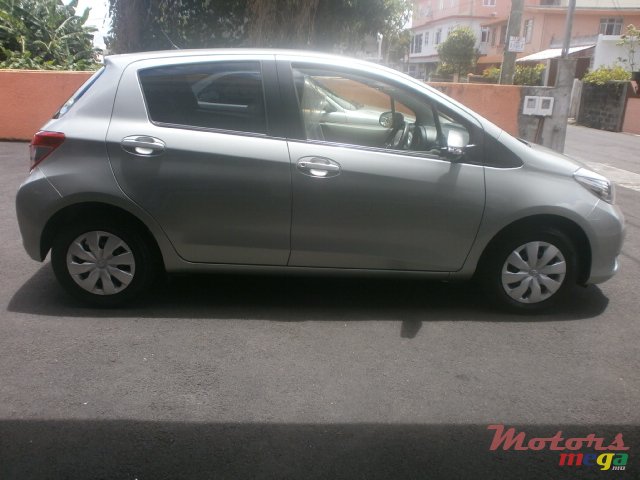 2012' Toyota Vitz JAPAN photo #4