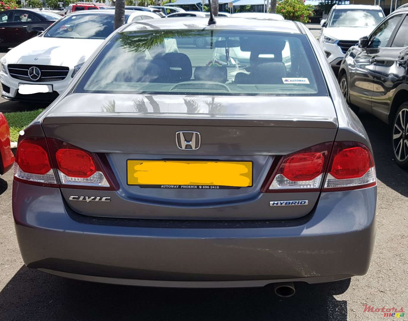 2011' Honda Civic HYBRID photo #2