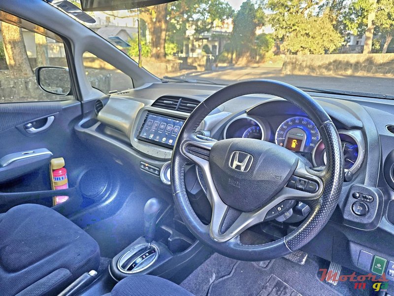 2012' Honda Fit photo #6