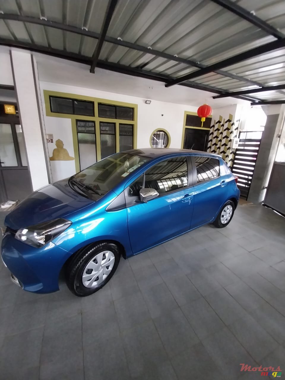 2014' Toyota Vitz photo #5