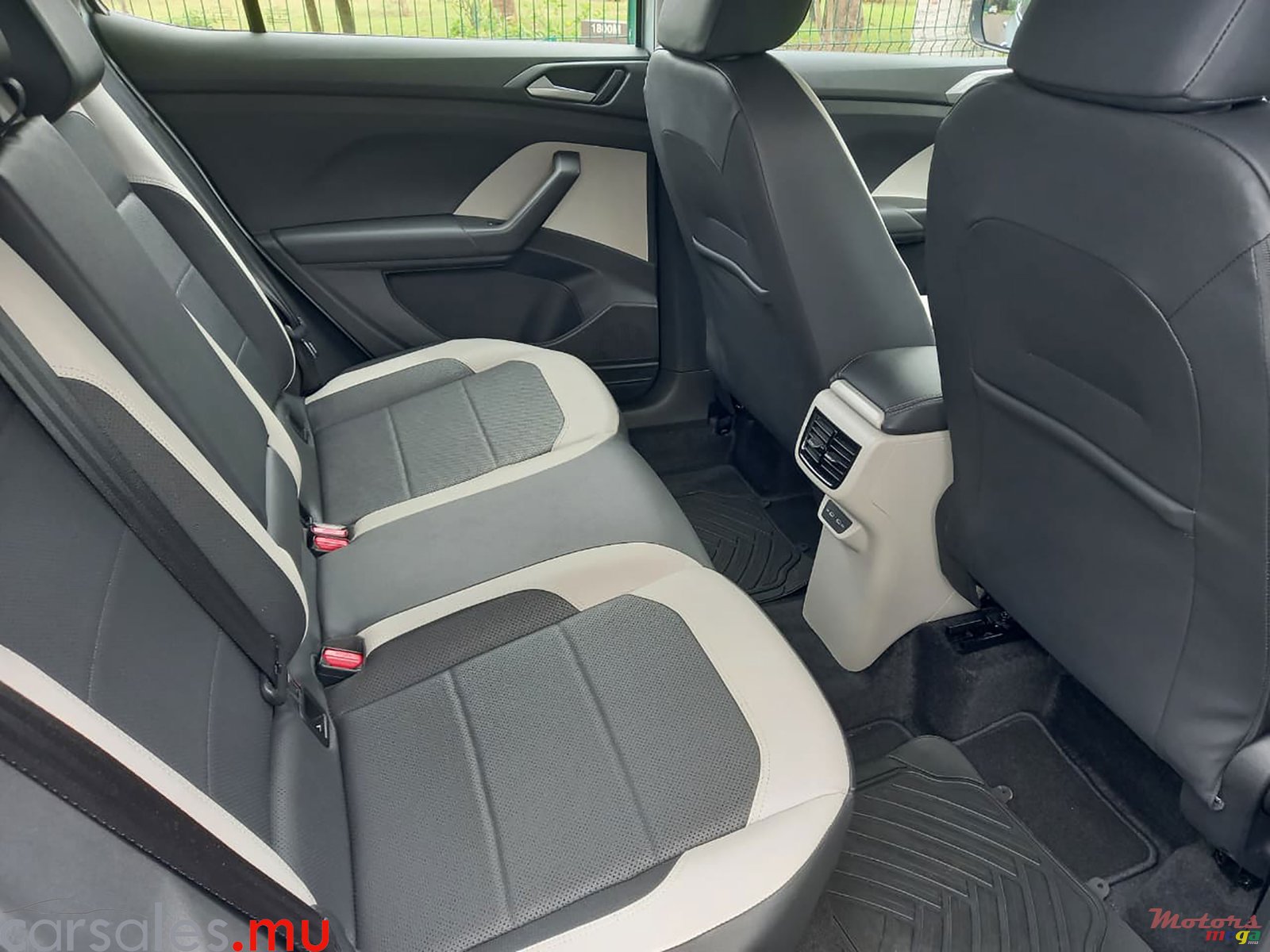 2023' Volkswagen T-Cross Topline 1.6 photo #5