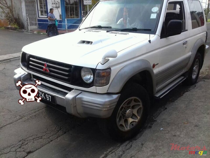 1997' Mitsubishi Pajero TURBO DIESEL photo #1