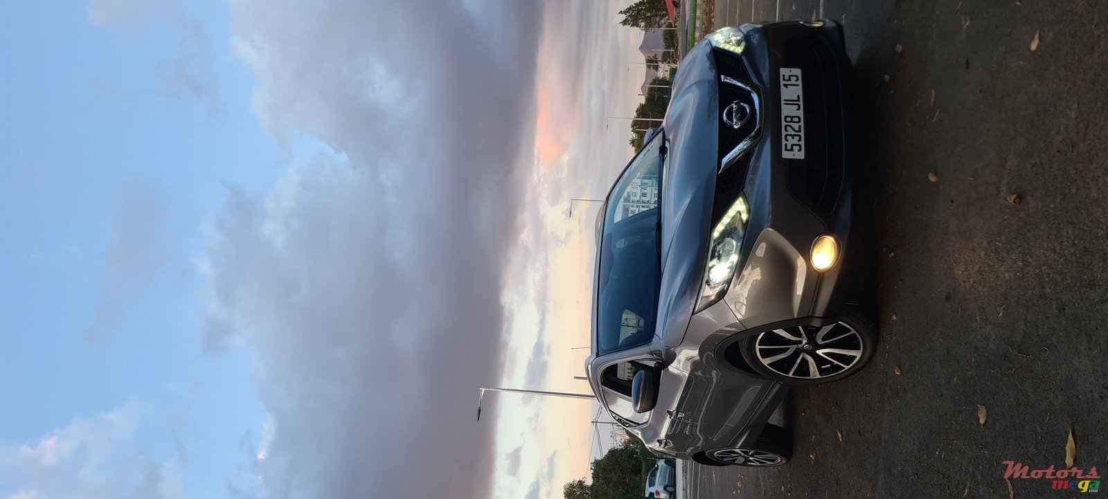 2015' Nissan Qashqai Acenta 1.6 diesel photo #1