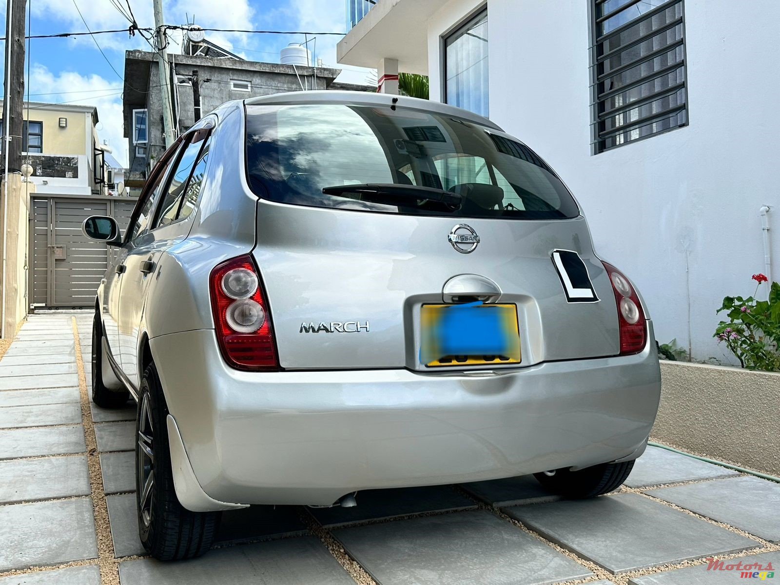 2005' Nissan March AK12 photo #3