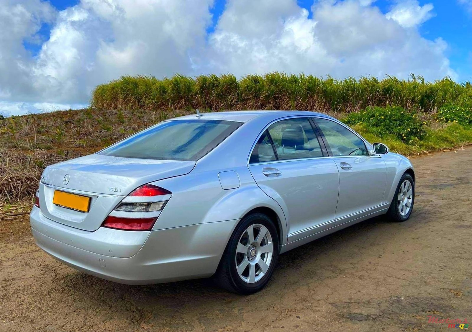 2009' Mercedes-Benz S 320 LWB photo #3