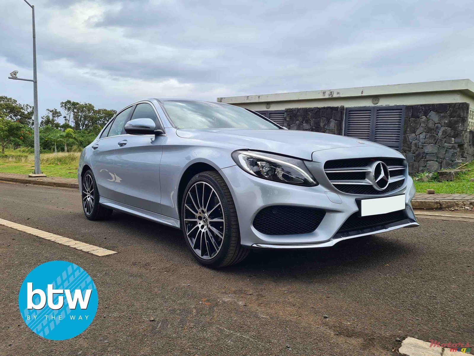 2018' Mercedes-Benz C-Class photo #1