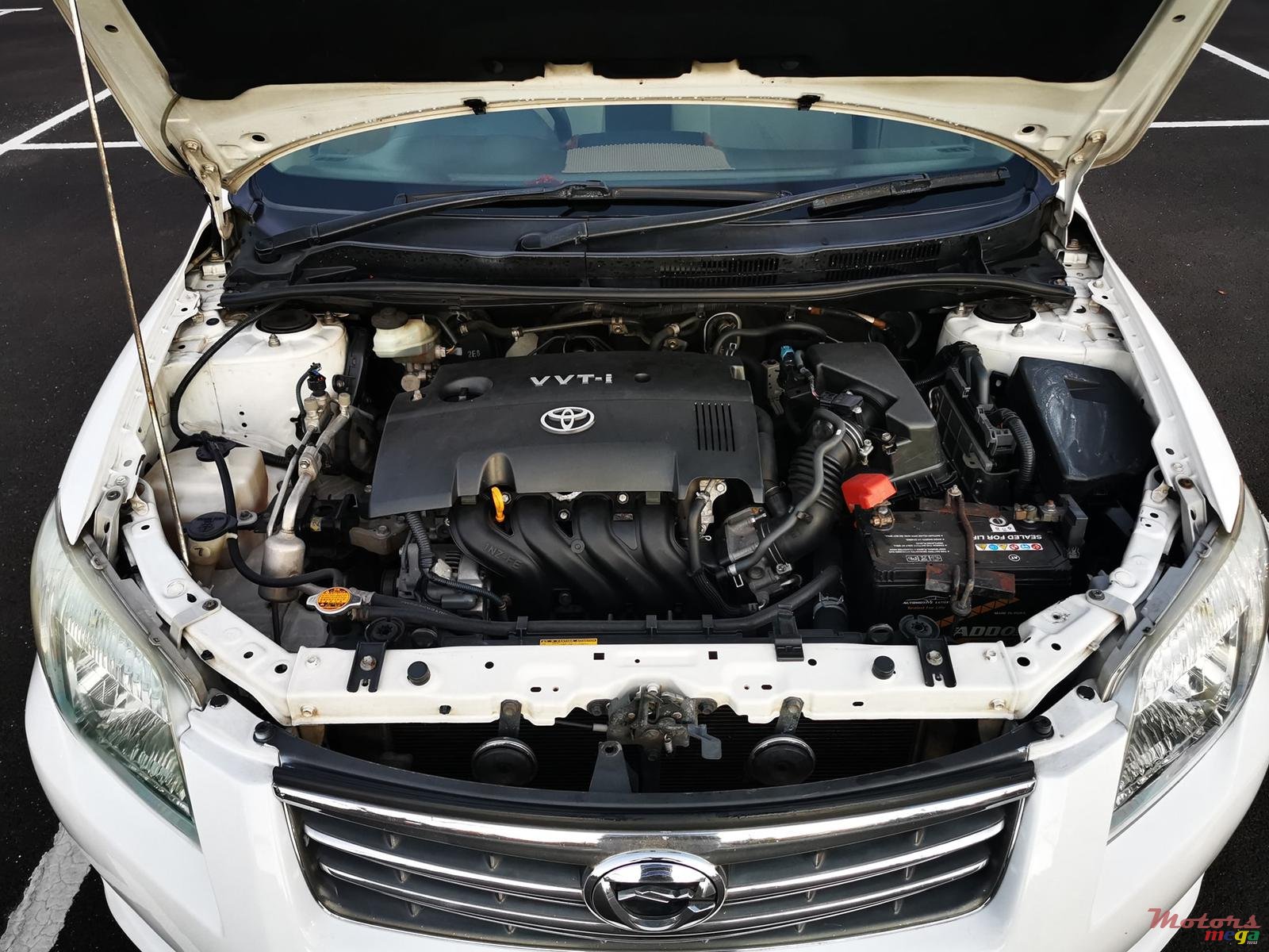 2009' Toyota Axio photo #7