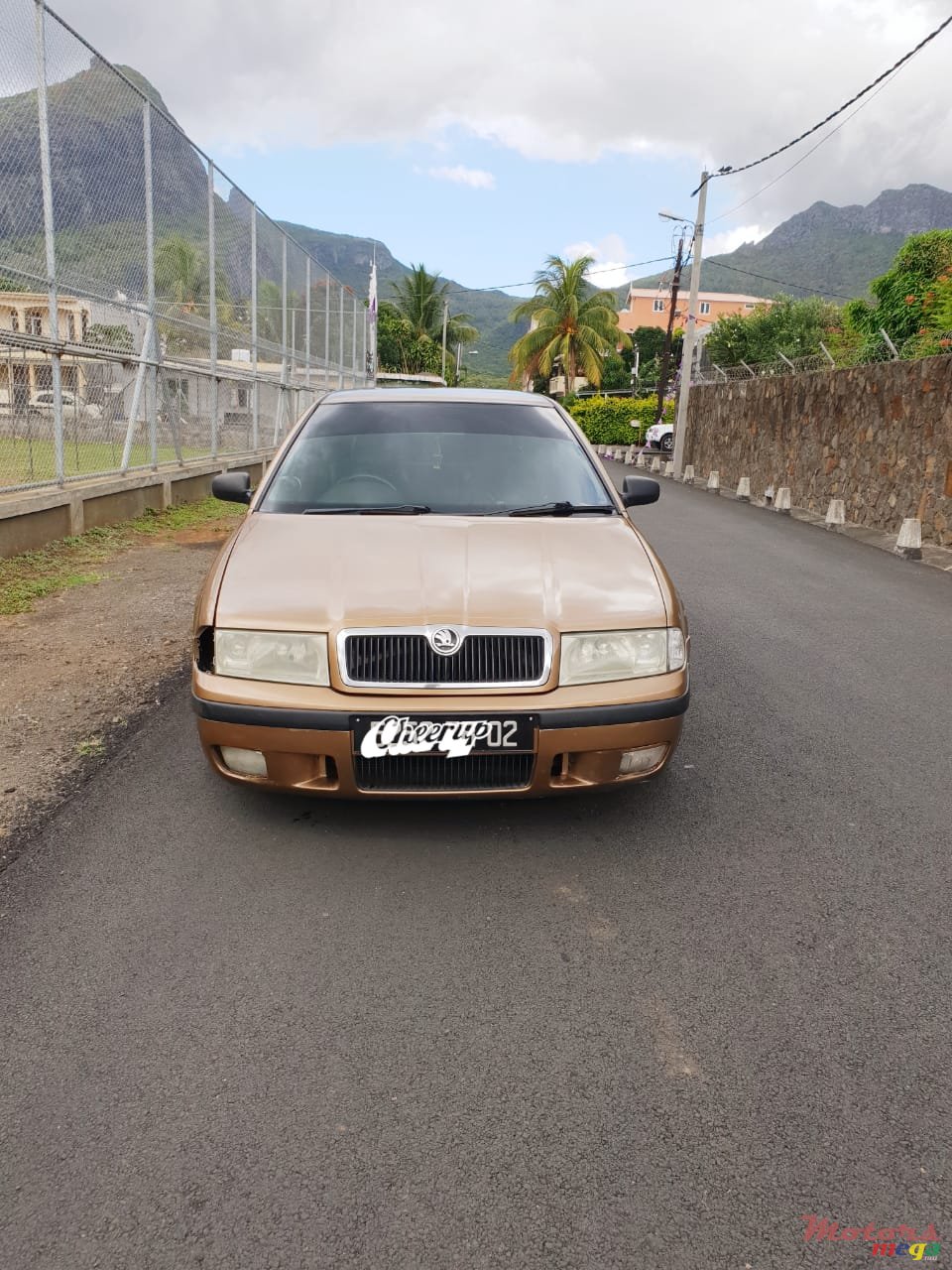 2002' Skoda Octavia photo #2