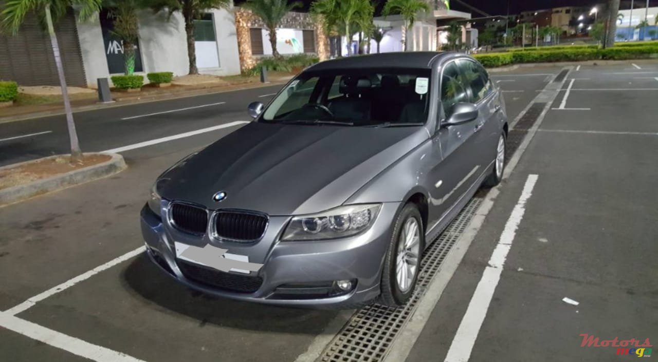 2009' BMW 318 photo #3