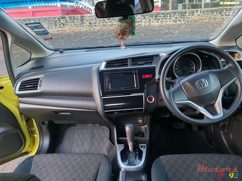 2014' Honda Fit Non-Hybrid photo #7