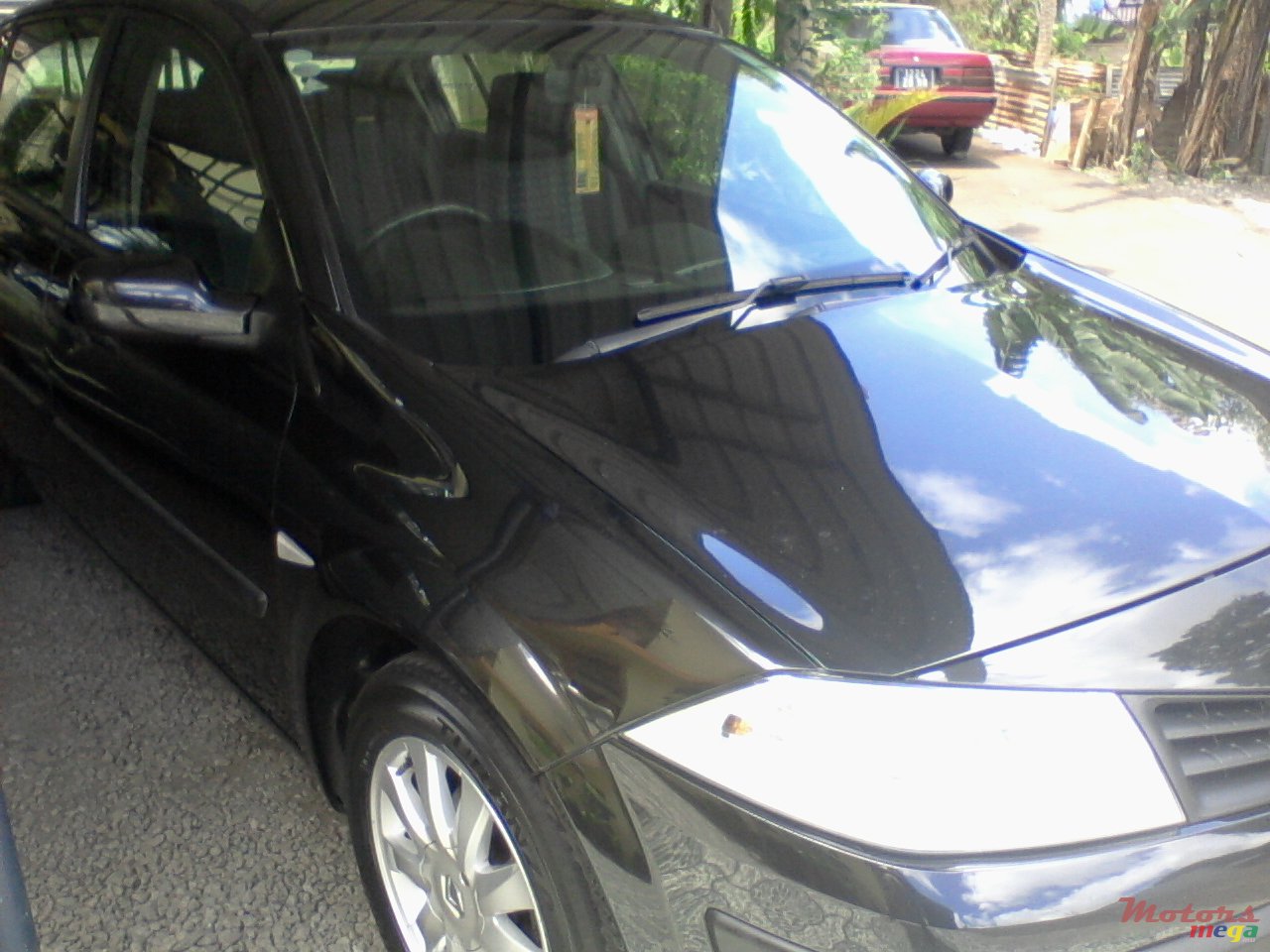 2008' Renault Megane photo #3