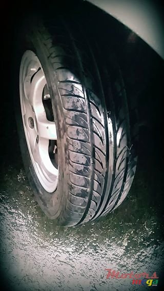 1998' Toyota Prius photo #7