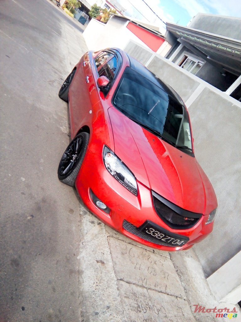 2004' Mazda 3 photo #2