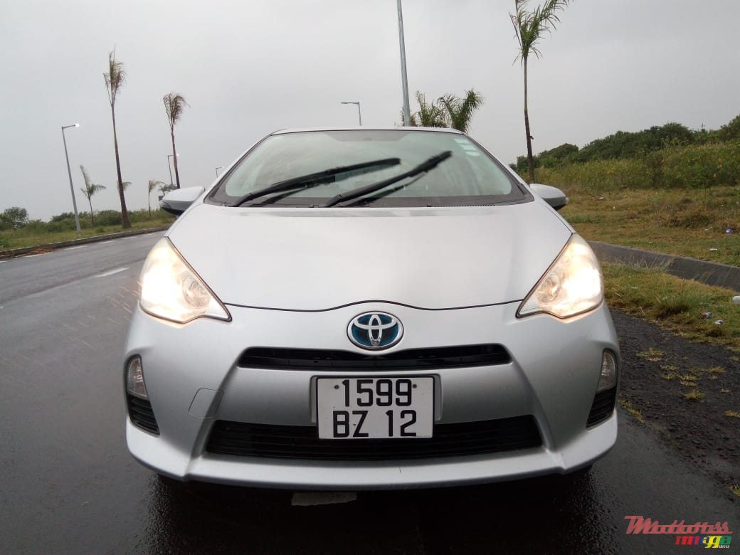 2012' Toyota photo #3