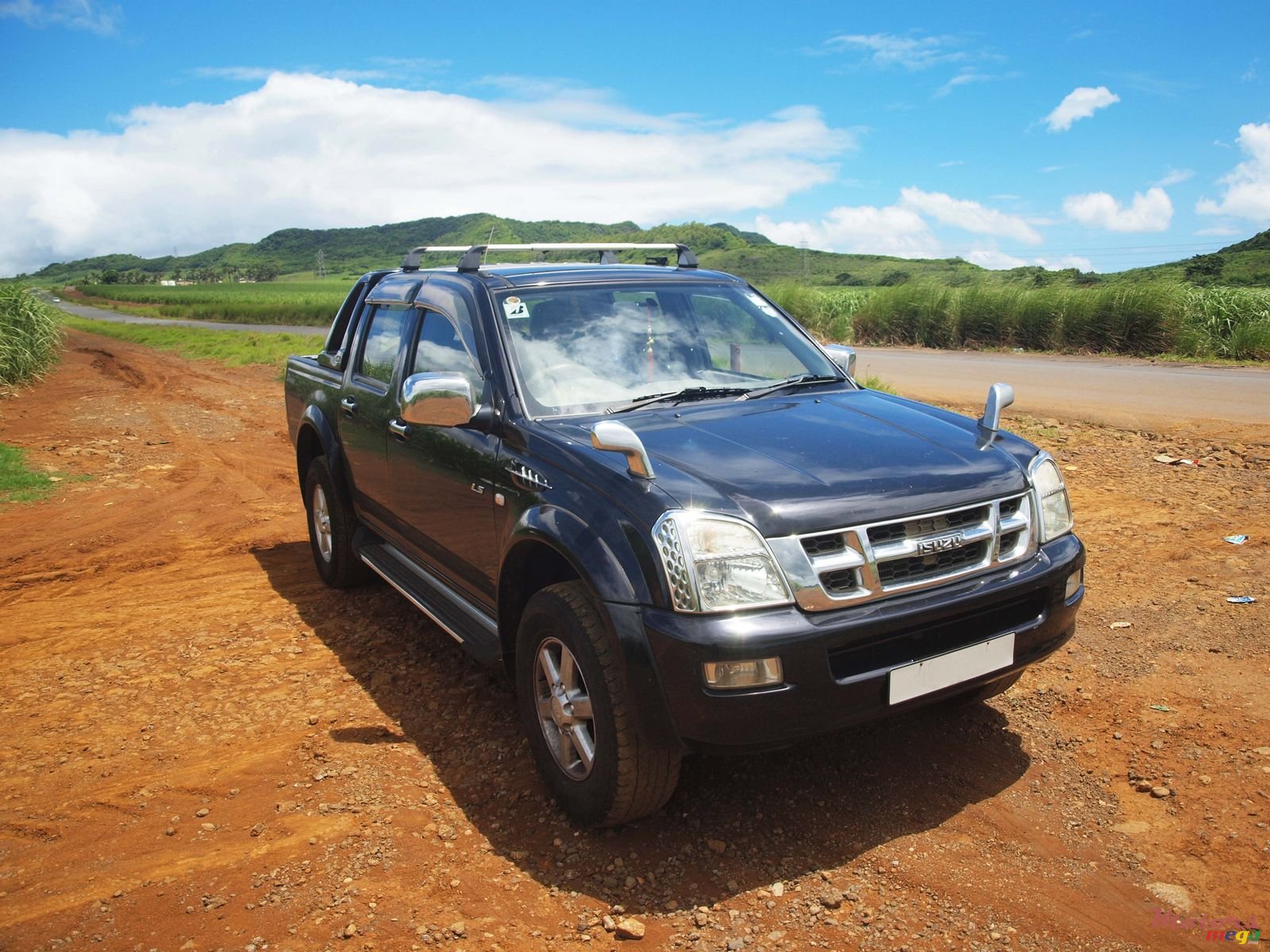 2005' Isuzu D-Max photo #2