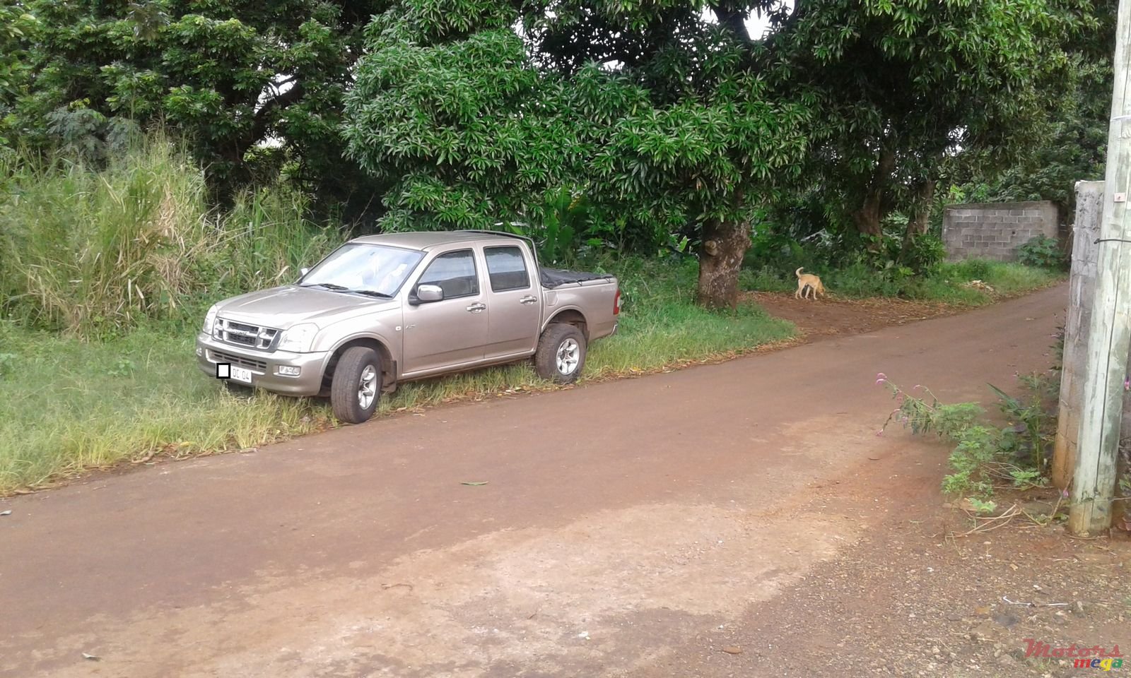2004' Isuzu D-Max photo #3