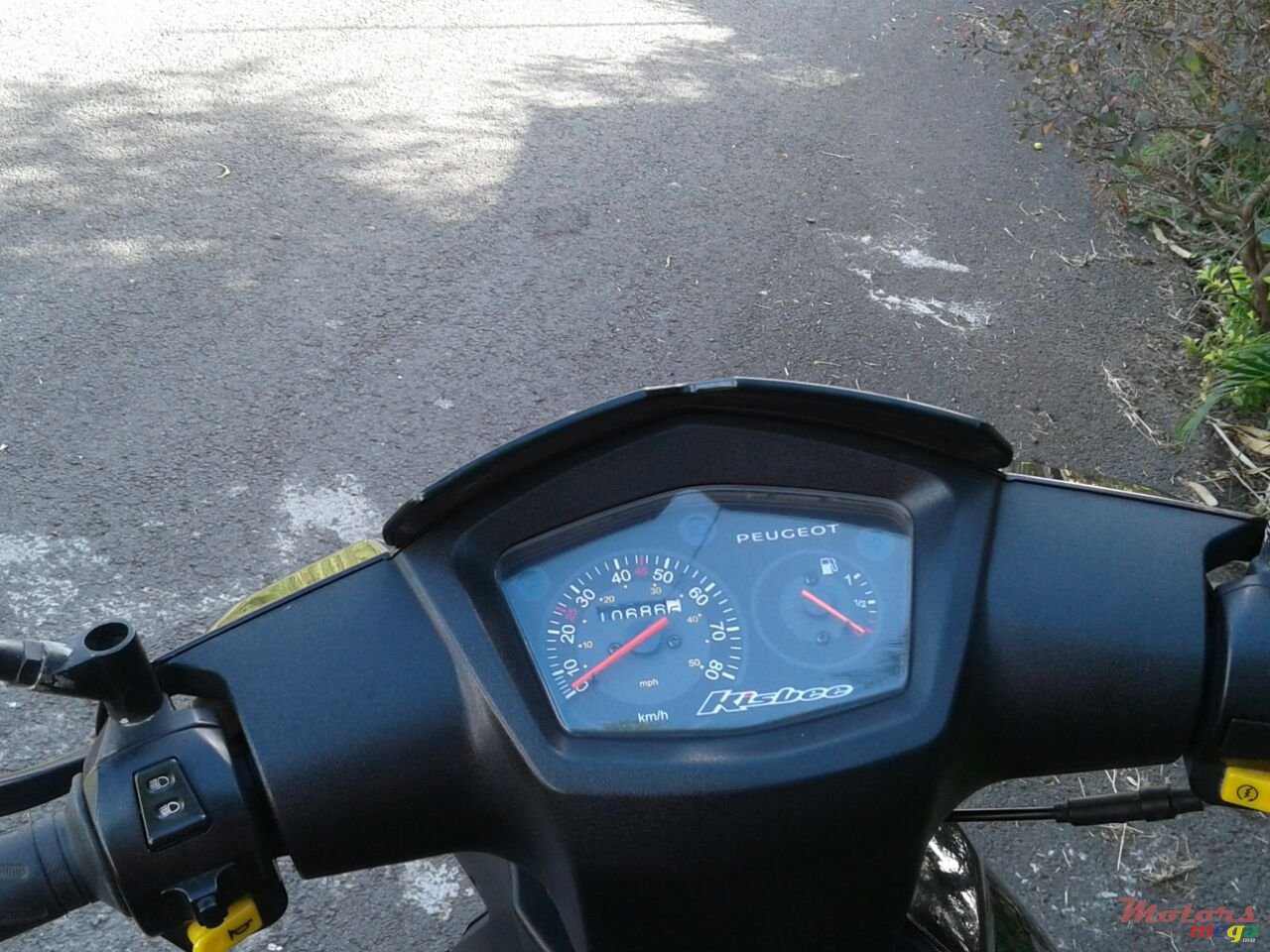 2012' Peugeot photo #2