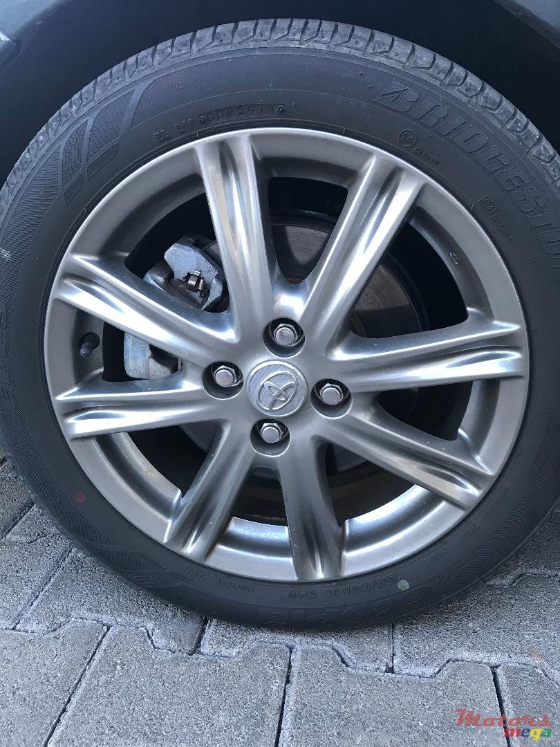 2018' Toyota Vitz RS photo #3