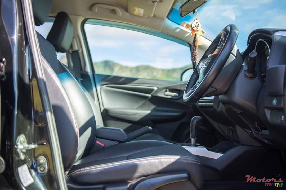 2013' Honda Fit photo #5