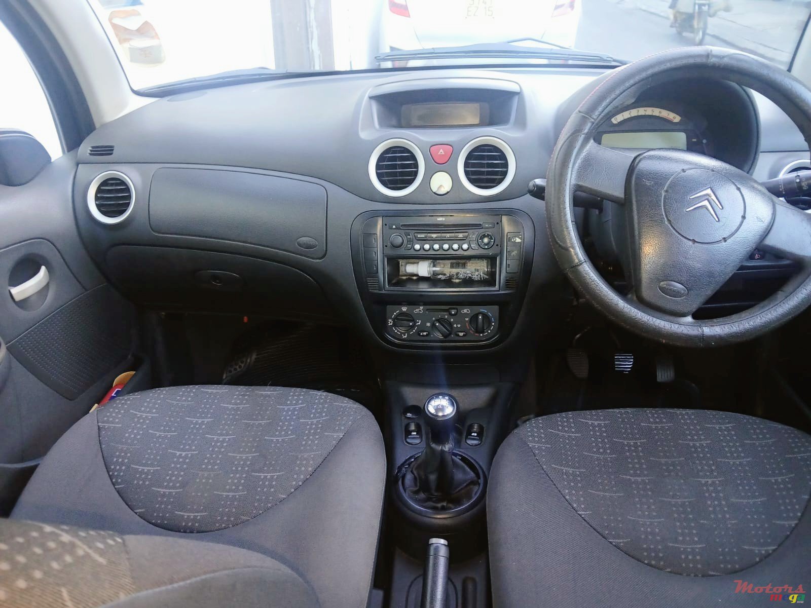 2009' Citroen photo #4