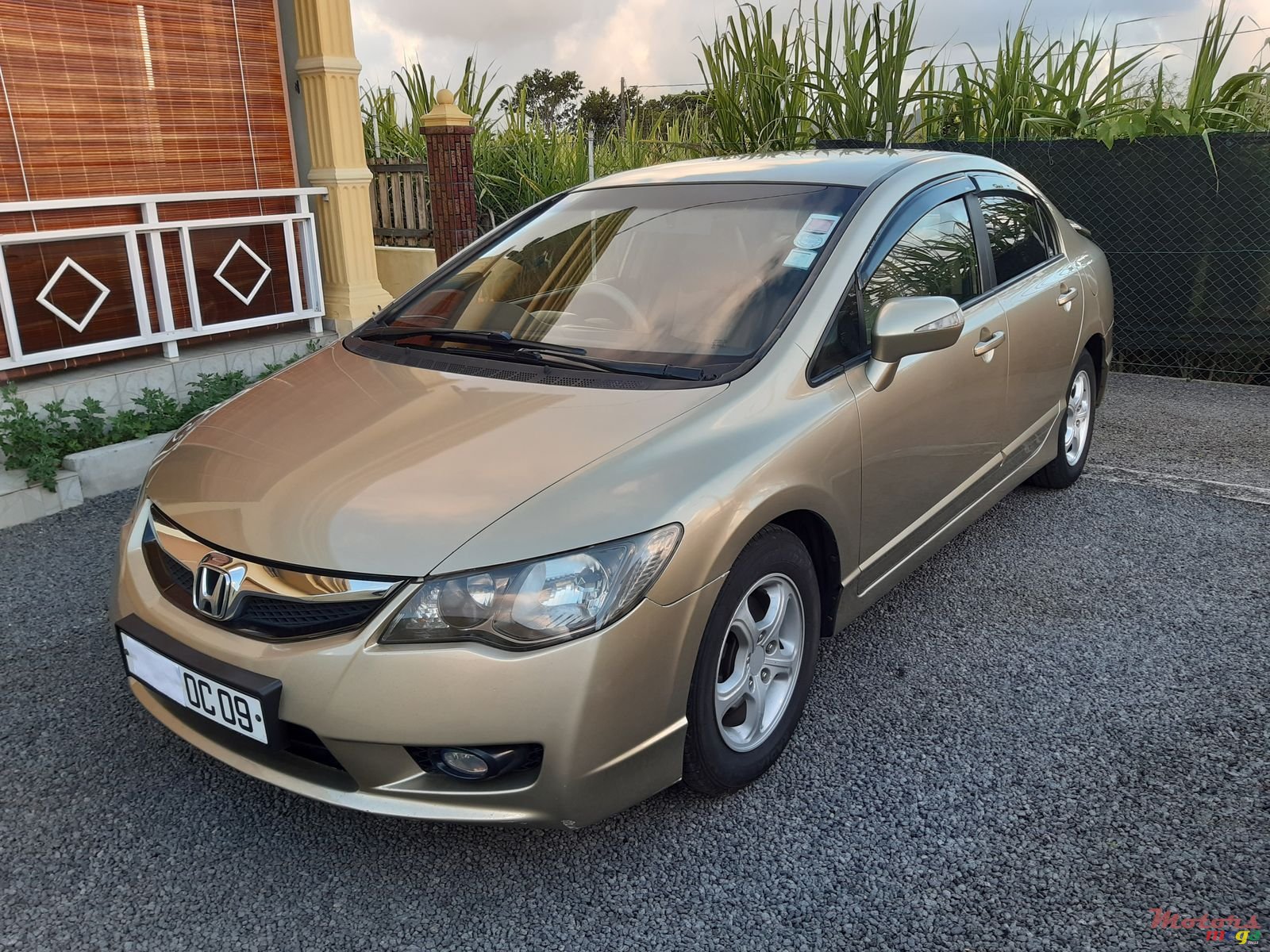 2009' Honda Civic Manual  1799cc non hybrid photo #5