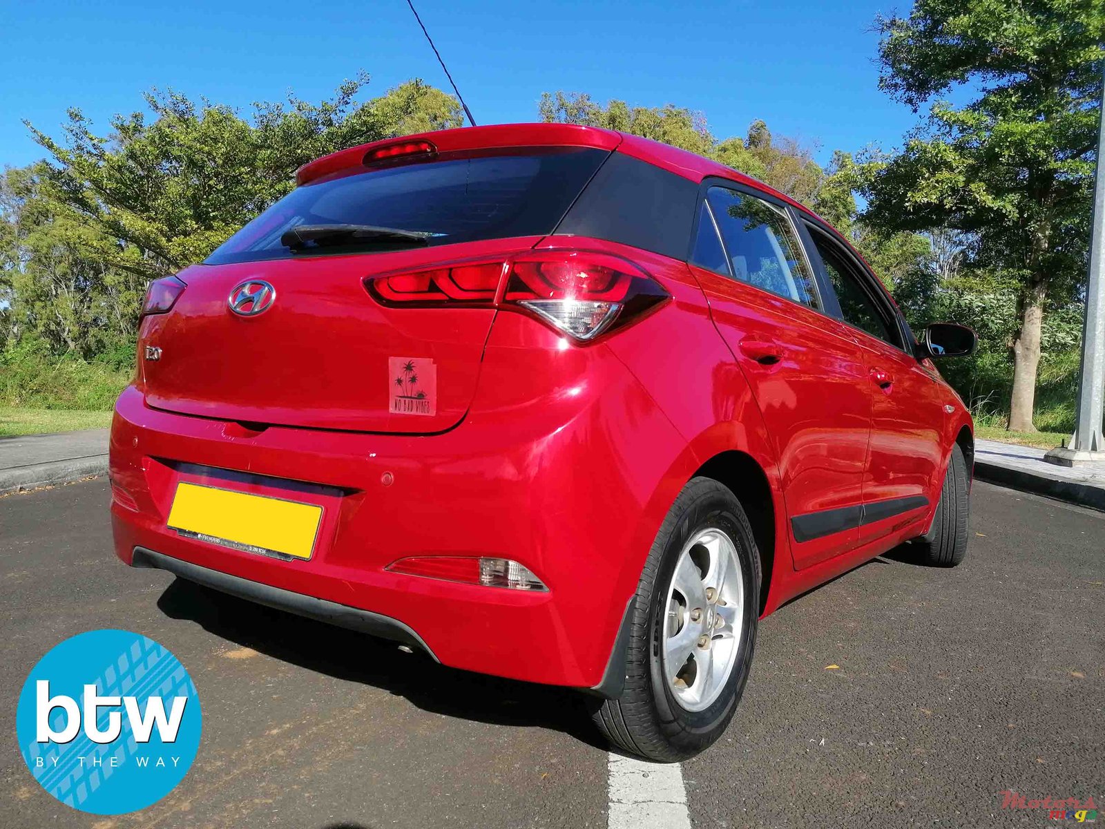 2017' Hyundai i20 photo #2