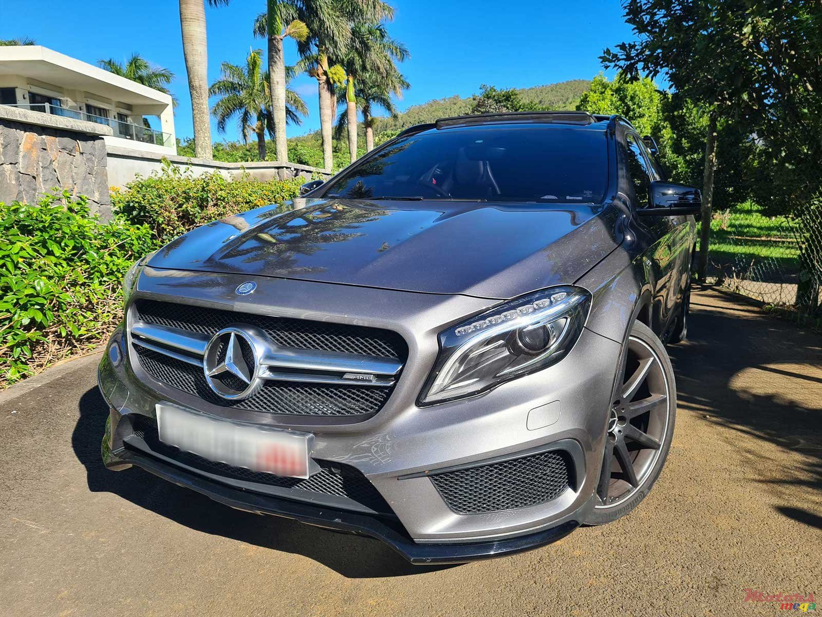 2017' Mercedes-Benz GLA 45 AMG 4matic photo #1