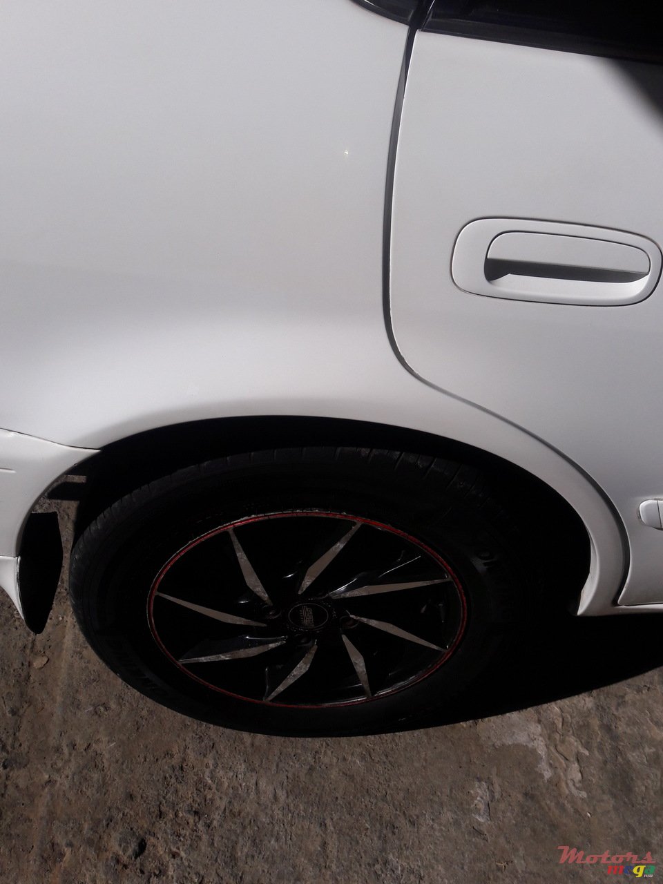 1998' Toyota Corolla Se Saloon L photo #2