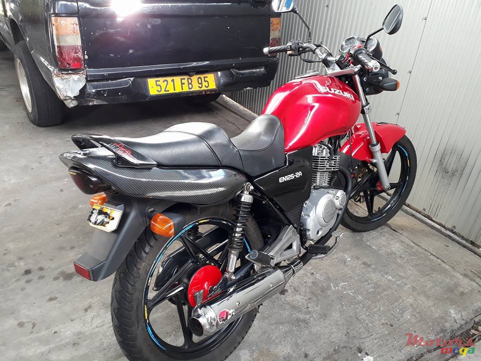 2014' Suzuki EN125 photo #5