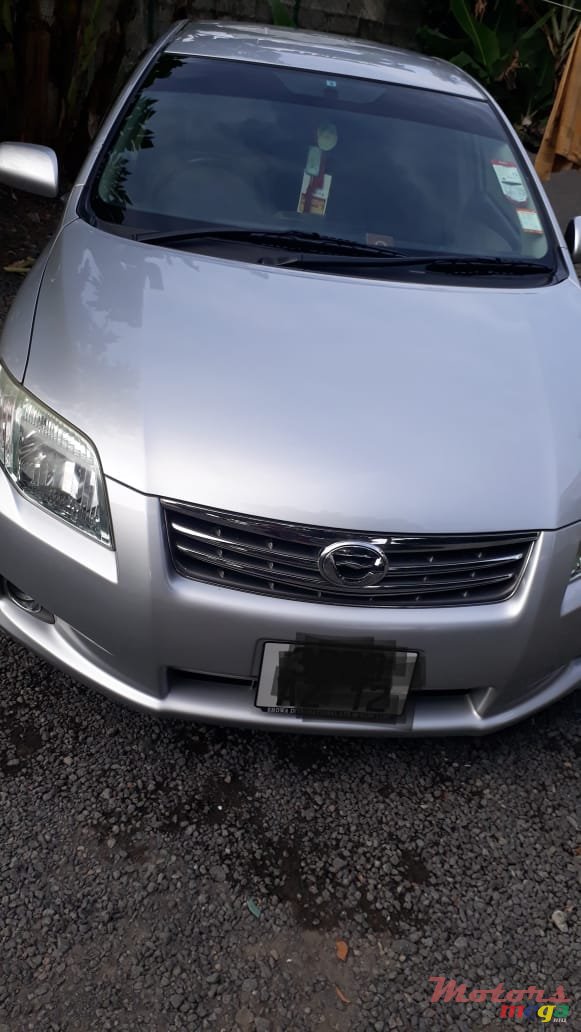 2012' Toyota Axio photo #2