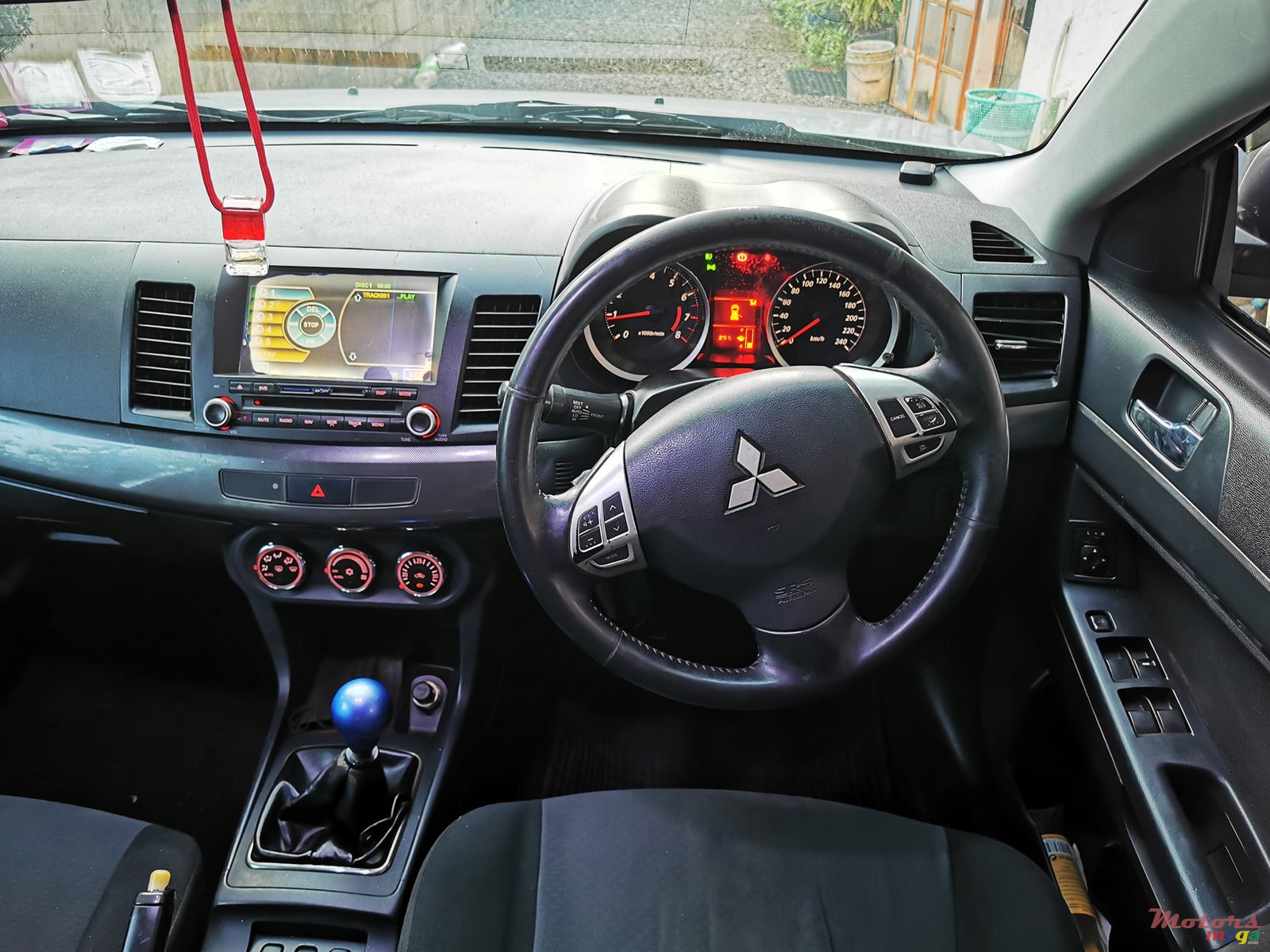 2011' Mitsubishi Lancer Evolution EX 1.5 GLS photo #6