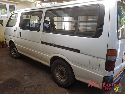 1996' Toyota HiAce photo #3