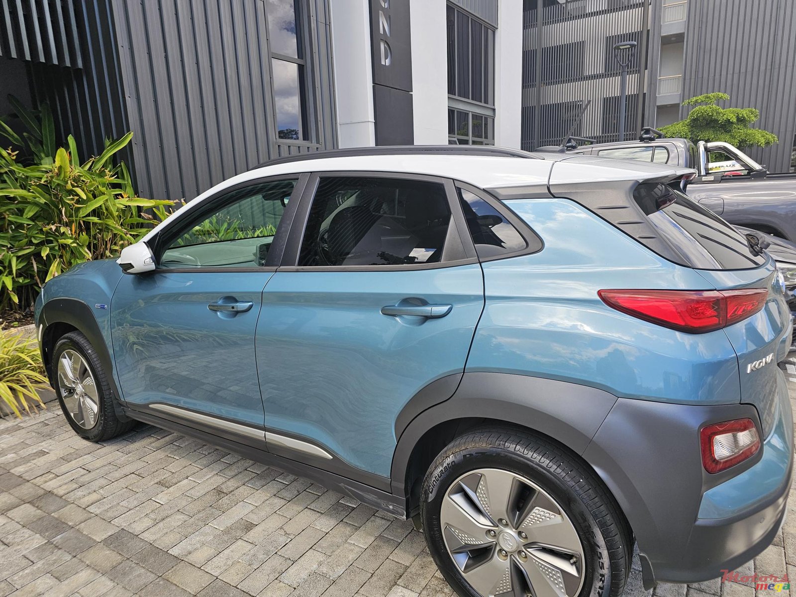 2019' Hyundai Kona Electric photo #1