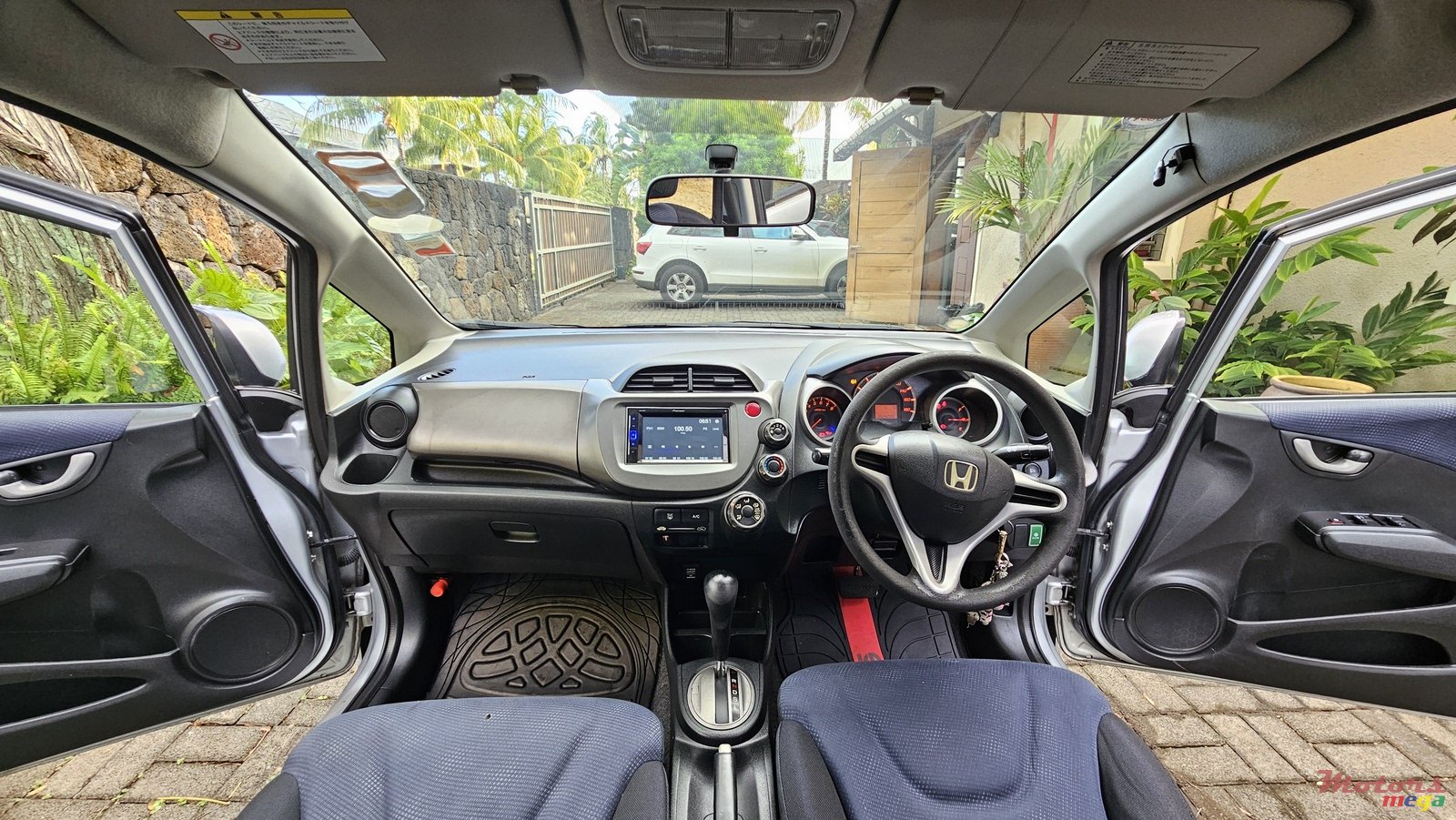 2012' Honda Fit photo #5