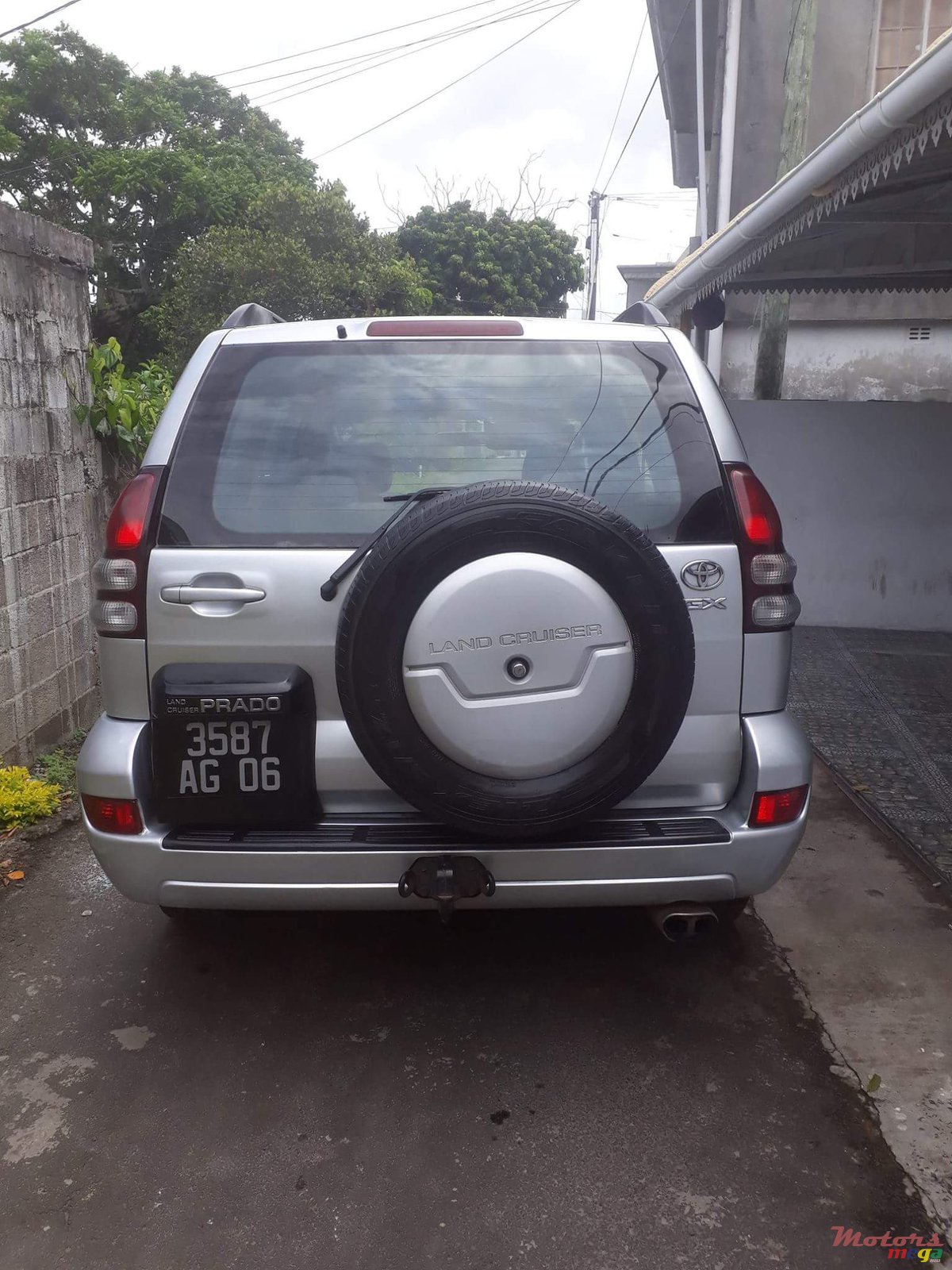 2006' Toyota Land Cruiser Prado photo #5