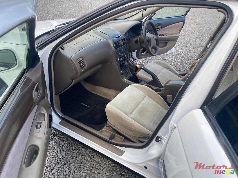 1999' Nissan Sunny FB15 photo #2