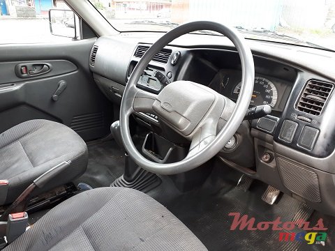 2005' Mitsubishi L 200 photo #5