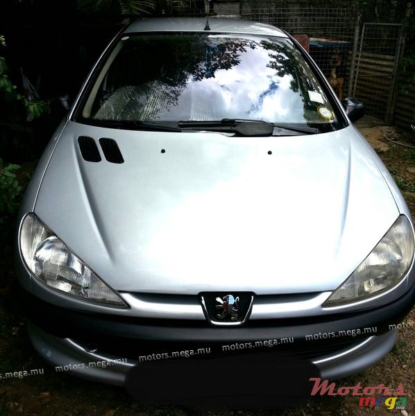 2002' Peugeot 206 photo #1