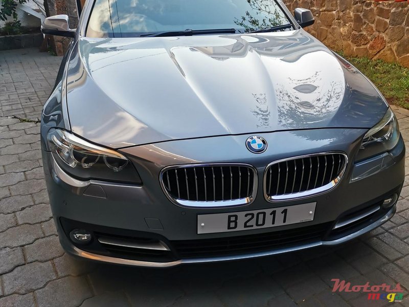 2015' BMW 520 photo #4