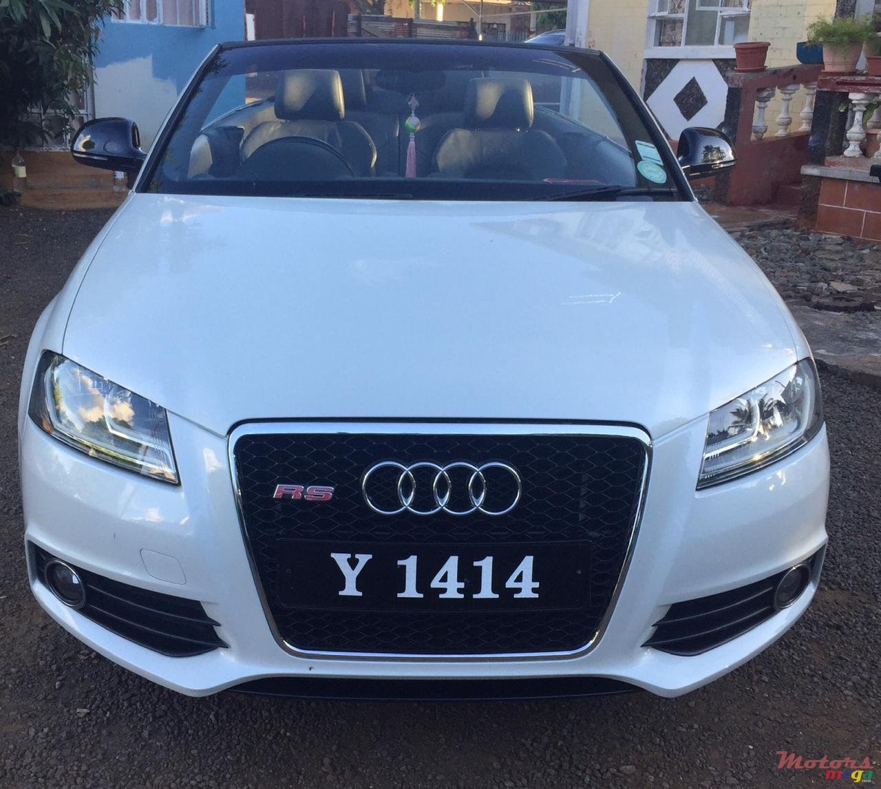 2010' Audi A3 S-Line Convertible photo #1