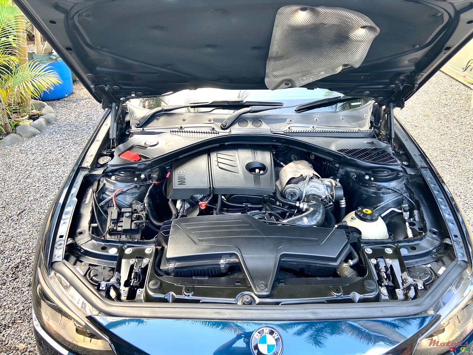 2012' BMW 116 photo #7