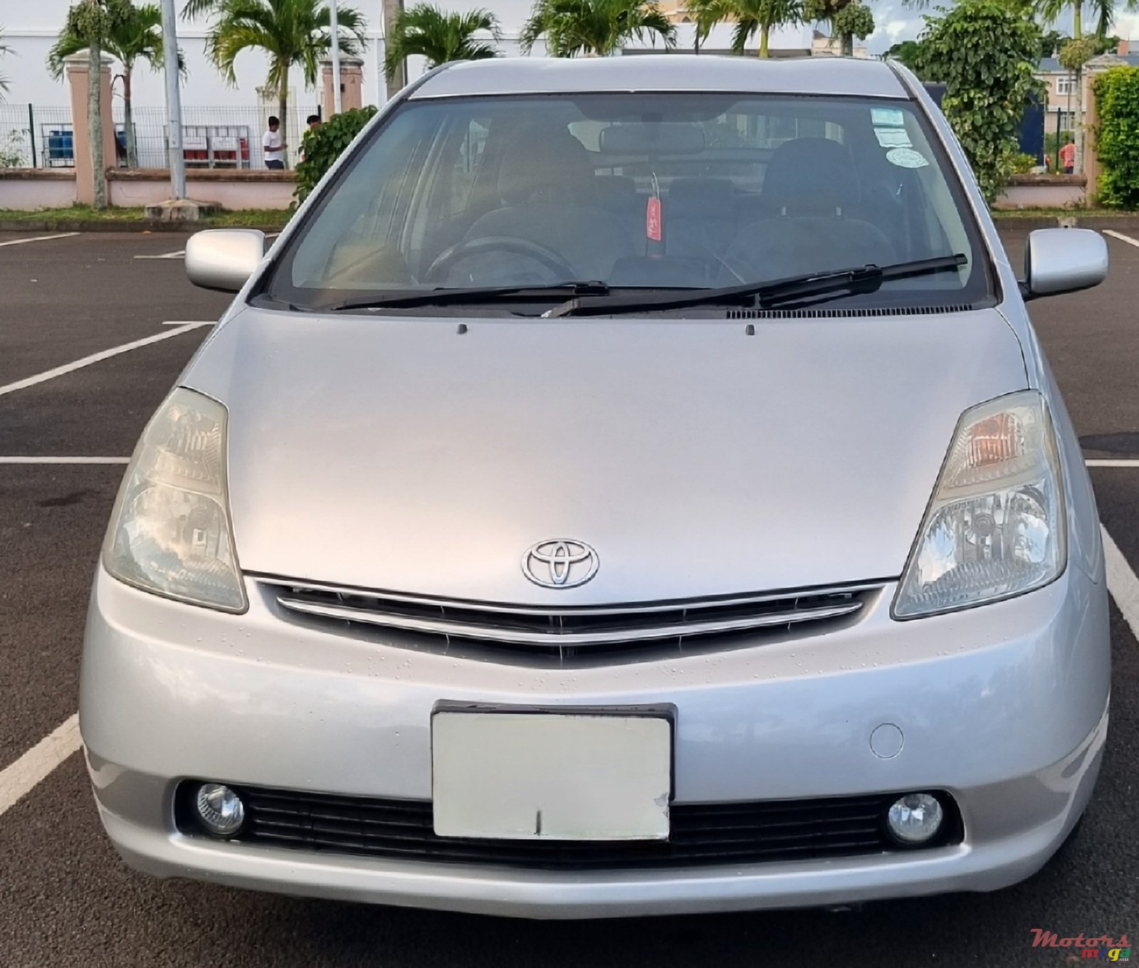 2009' Toyota Prius photo #1